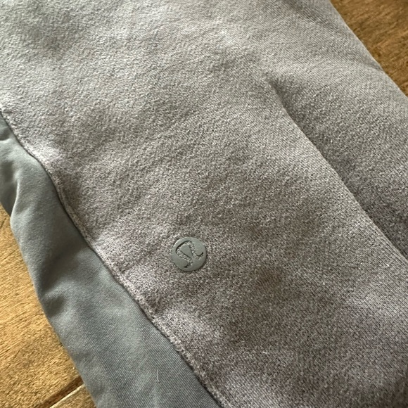 LULULEMON Deep Purple Joggers Track Pants - Picture 2 of 3